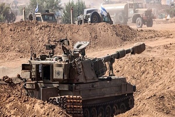 An exceptional incident in Gaza/ a car of a Zionist was targeted by a tank
