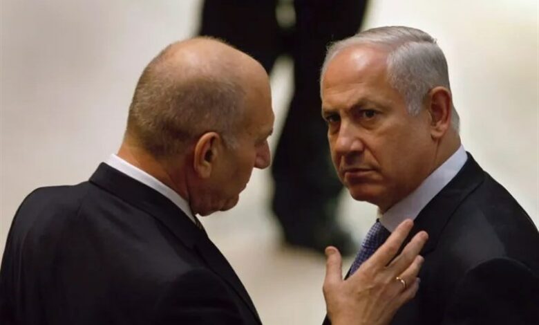Olmert: Netanyahu is destroying Israel/he should be fired