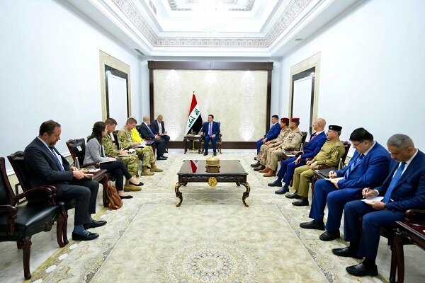 A delegation from the US Ministry of Defense met with the Prime Minister of Iraq