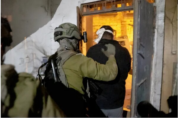 Another 15 Palestinians were arrested in the West Bank