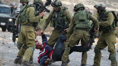 Arresting Palestinian civilians in the Zionist attack