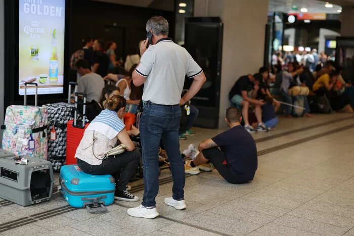 Disruption in French rail lines will probably continue for another 3 days!