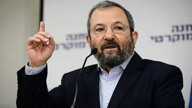 Ehud Barak called for civil disobedience to overthrow Netanyahu