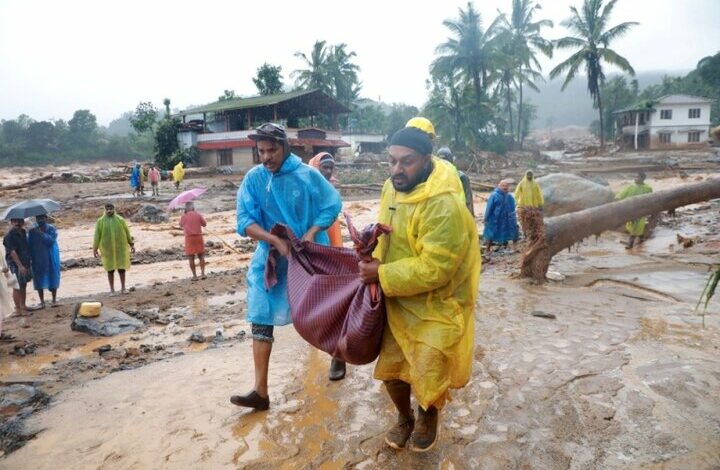 Heavy rains and landslides in southern India/ 41 people died