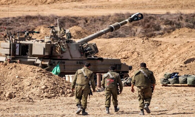 Israeli army commanders: Our soldiers are down