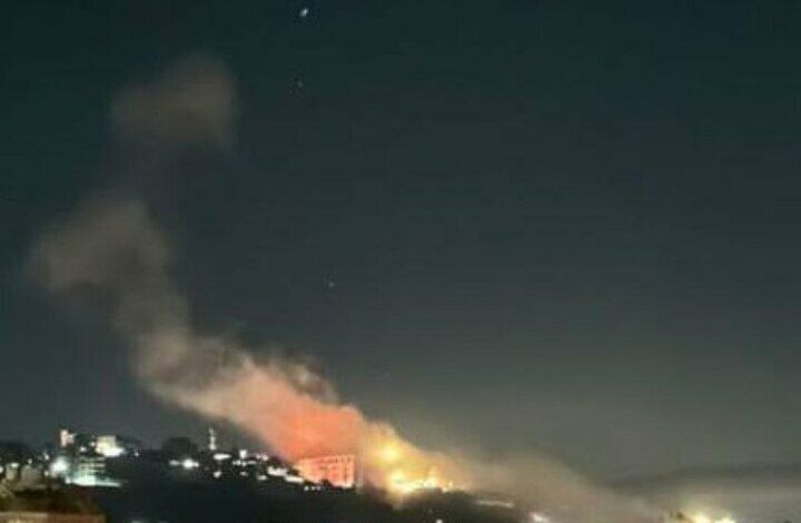 Massive bombing of southern Lebanese towns by the Zionists