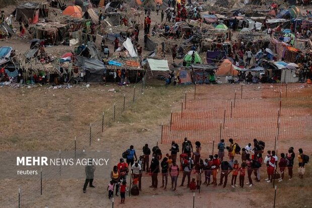 Panama closed its border with Colombia