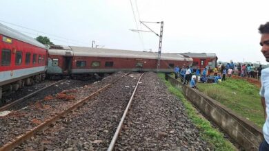 Passenger train derailment in India/ 22 people were killed and injured