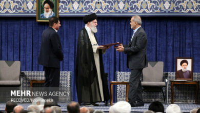 Reflecting the execution ceremony of the president of Iran in the English media