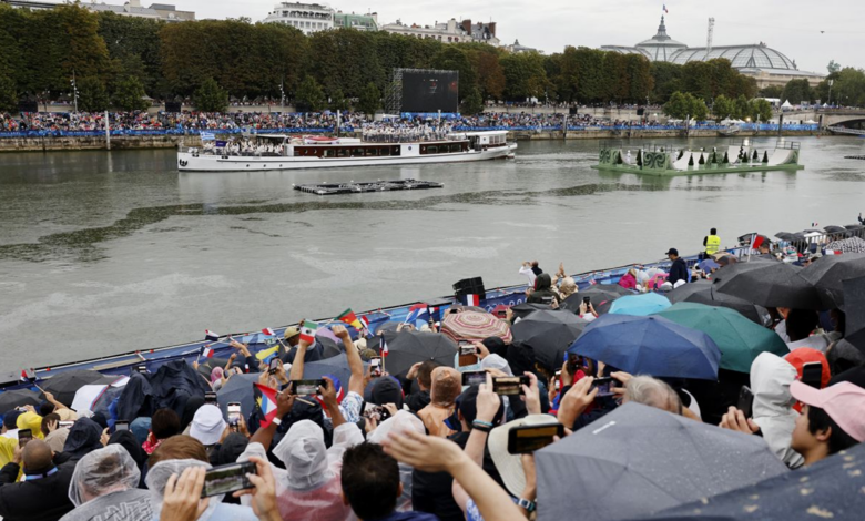 The cheering of the Zionist sports caravan at the opening ceremony of the Olympics + film