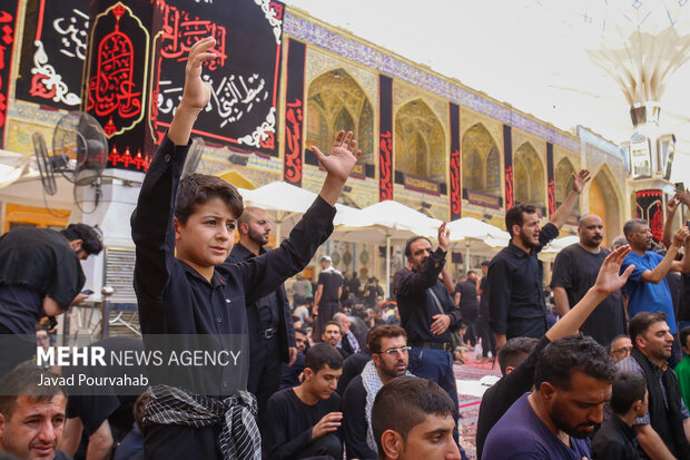 The closure of Najaf Ashraf Grand Bazaar on the occasion of celebrating the 10th night of Muharram