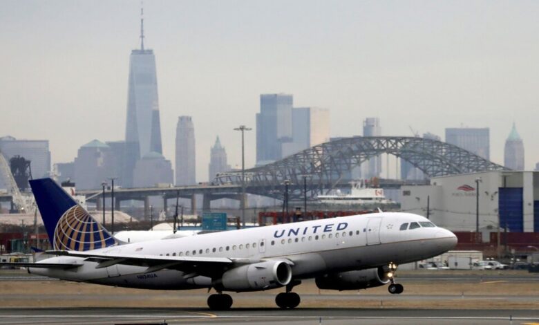 The emergency landing of the American airline due to the release of toxic gas in the passenger cabin