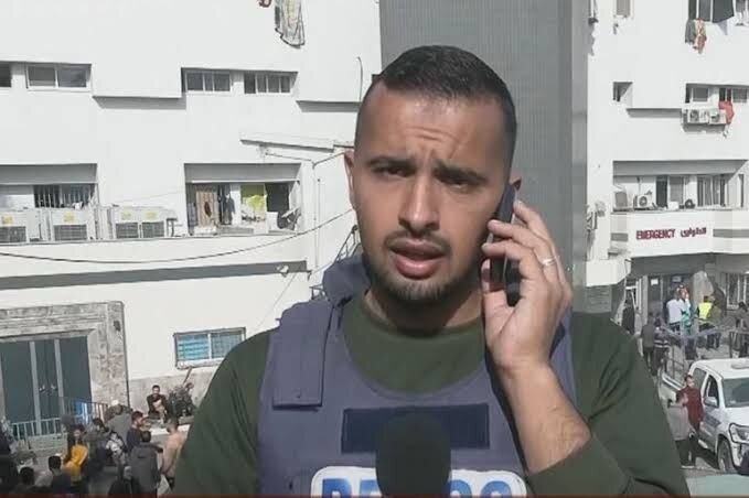 The first moments of the assassination of Al Jazeera network reporter and cameraman