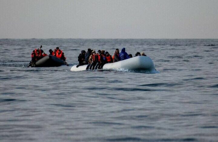 The migrant boat sank while crossing the English Channel/ 4 people were killed