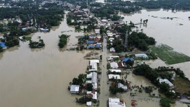 The number of flood victims in India reached 90