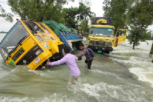 The number of victims of landslides in India reached 153 people