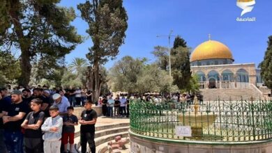 The presence of 35,000 Palestinians in the Friday prayer at Al-Aqsa Mosque