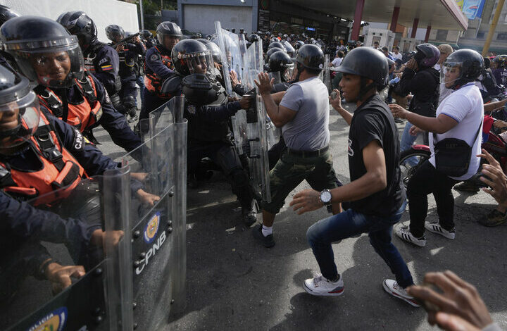 The street violence of the western opponents of “Maduro” after the defeat in the elections