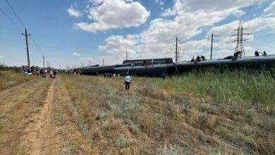 Train derailment in Russia/ 2 people were killed and dozens were injured + video