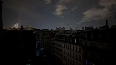 Widespread power outage in Paris