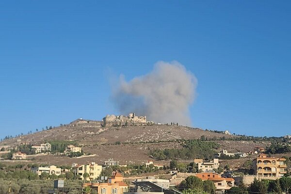 Air and artillery attacks of the Zionist army on southern Lebanon