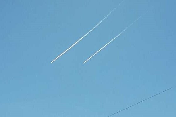 Breaking the sound barrier over Beirut/ firing 4 rockets at Shtola