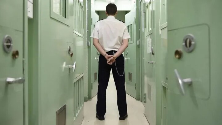 British prisons are on the verge of explosion/ the beginning of economic collapse from isolation!