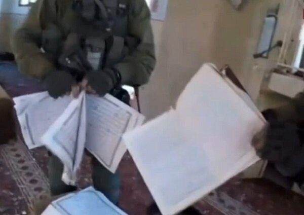 Desecration of the Holy Quran in a mosque in Gaza by Zionist soldiers