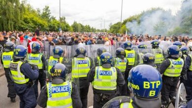 Expanding the scope of anti-racism demonstrations to other cities in England