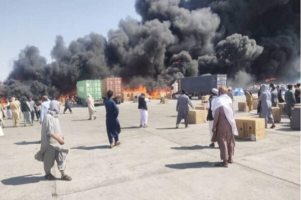 Fire in Islam Customs; Iran’s fire department came into action from the Dogharon border