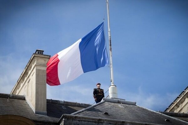 France warned about the danger of traveling to the occupied territories