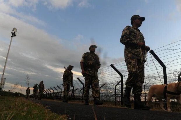 India declared a state of alert on the border of this country with Bangladesh