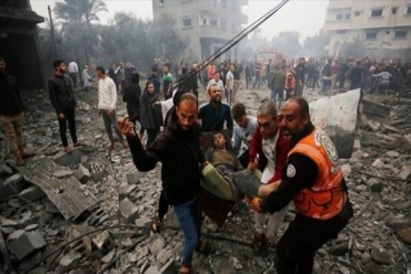 Palestinian houses west of Khan Yunis were razed to the ground