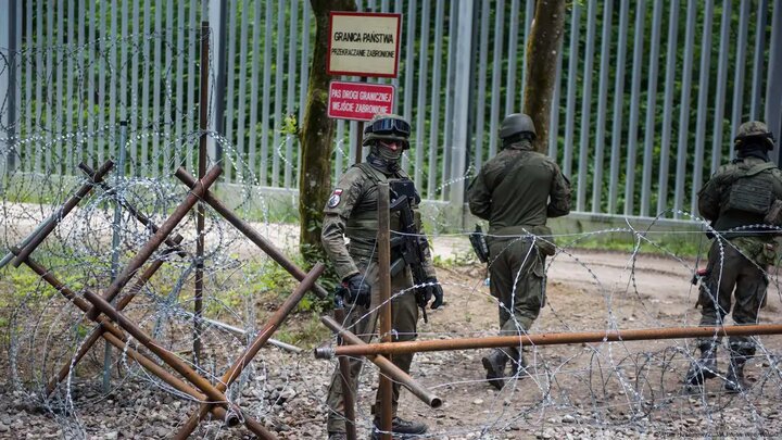 Polish border guards were given the right to shoot immigrants!