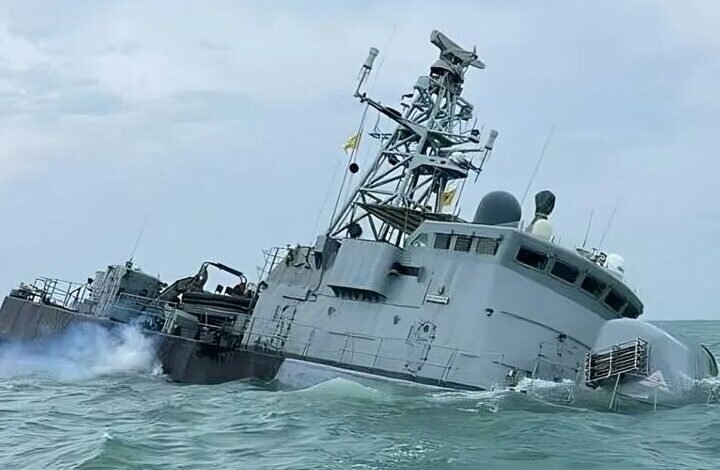 The attack ship of the Malaysian army was completely sunk