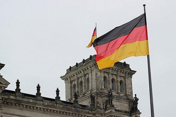 The crisis of falling popularity of government parties in Germany and the growth of newly established parties