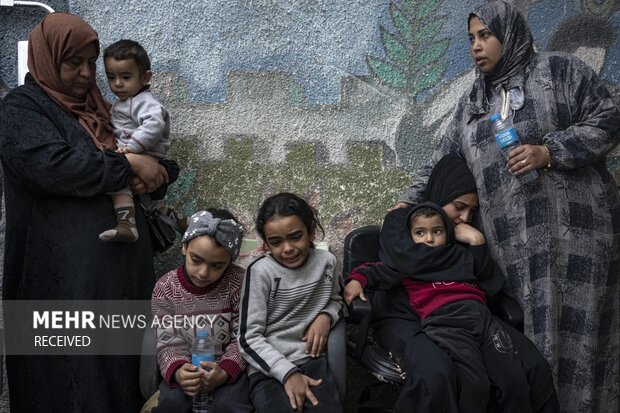 The disastrous situation in Gaza/ Bombs are falling from the sky and there is no water to drink