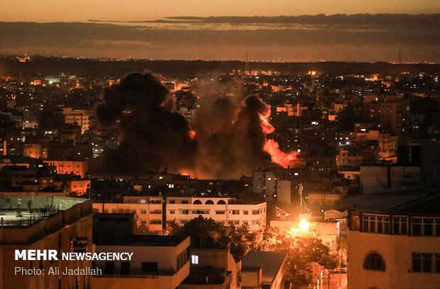 The fighters of the Zionist regime bombarded all of Gaza