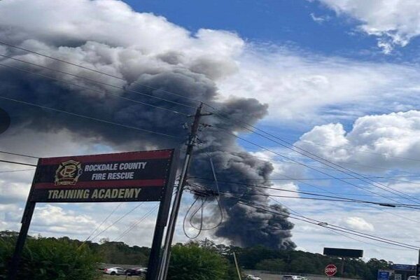 A terrible fire broke out in a chemical factory in the state of Georgia, USA