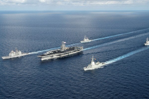 American aircraft carriers leave the area one after another