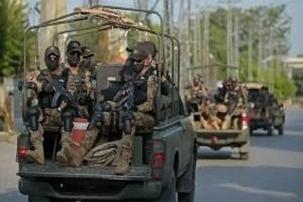 20 killed in the clash between Pakistani security forces and terrorists