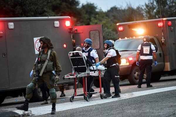 A Zionist was seriously injured in a rocket attack on Tel Aviv