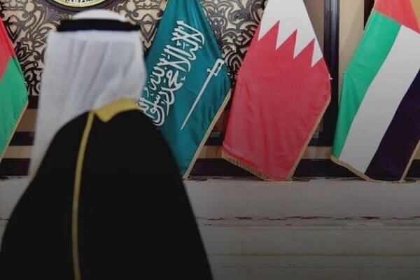 Arab countries’ efforts to show themselves neutral to Iran