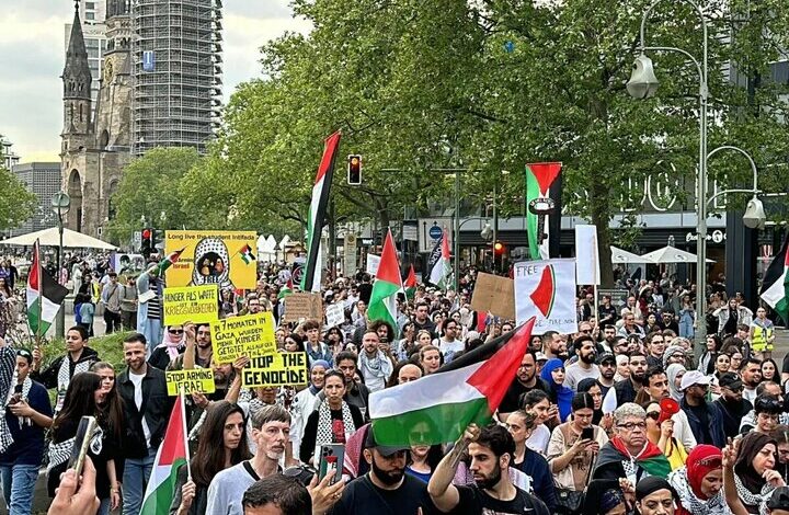 German street demonstrations in defense of Palestine and Lebanon