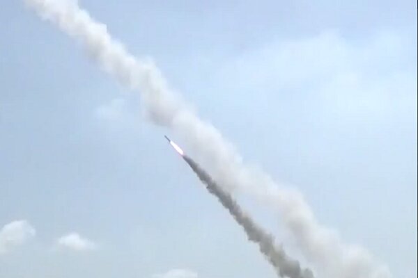 Hezbollah’s missile attack on the occupied area of ​​”Al-Kariyot” in the north of Haifa + video