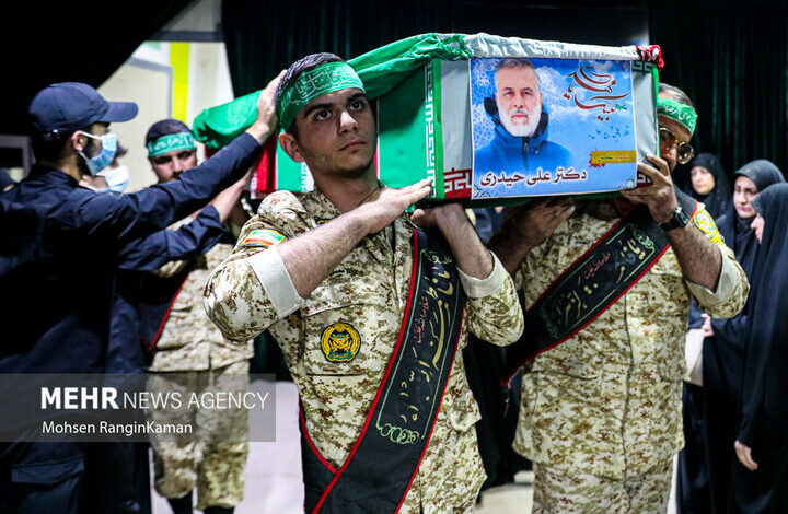 Mehr’s narration of the farewell to the body of martyr Ali Heydari; The smell of Shahid Chamran wafted