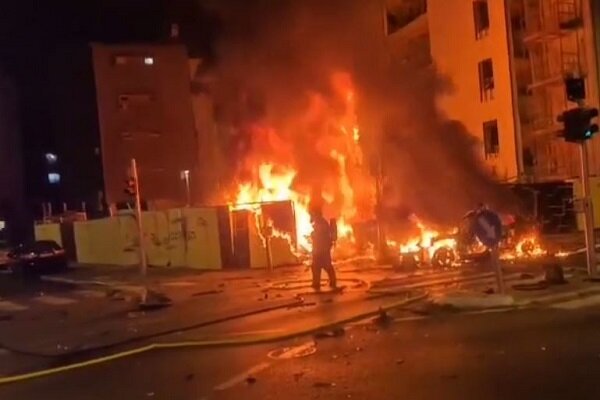 Reports of a suspected car explosion in East Tel Aviv