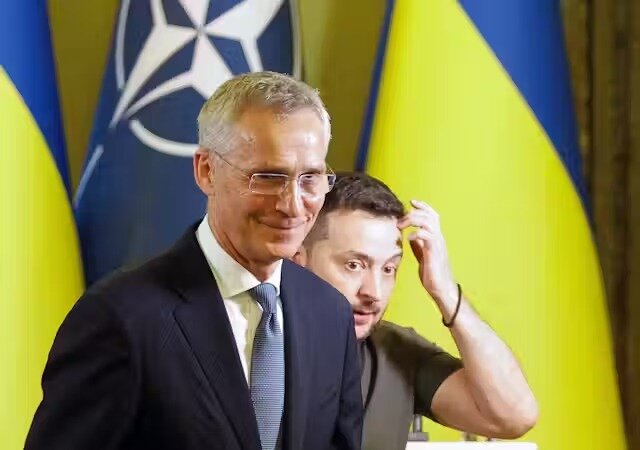 Stoltenberg admits that after leaving NATO, Kiev must accept the surrender of the territory