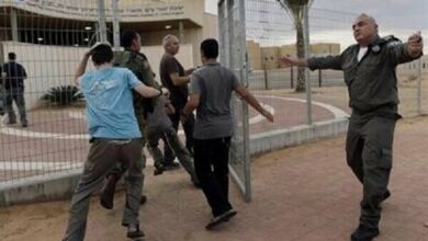 Tens of thousands of Zionists fled to shelters