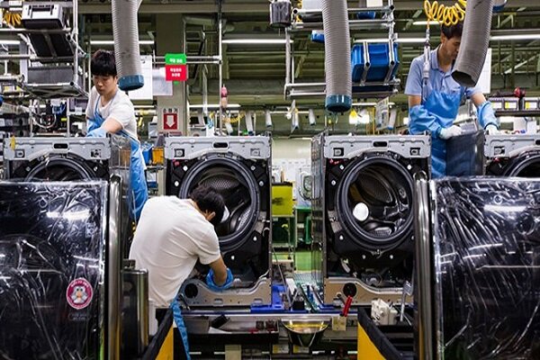 The activity of South Korean factories decreased